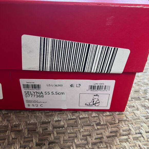 Ferragamo Selyna 55 Boot Sz 8.5 - Picture 7 of 12